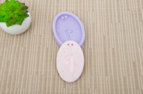 MOLDE SILICONE C/LETRA I 7.5X5.5X1.2CM MLD044